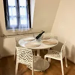 Apartment La Tour De Jeanne : Hypercentre Charme Et Design *