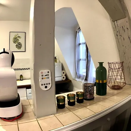 Apartman La Tour De Jeanne : Hypercentre Charme Et Design