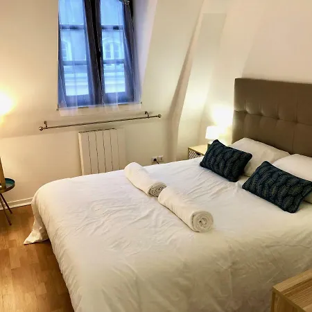La Tour De Jeanne : Hypercentre Charme Et Design Apartman Rouen