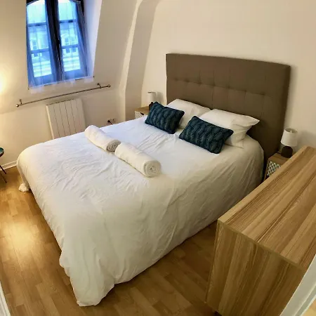 Apartman La Tour De Jeanne : Hypercentre Charme Et Design *